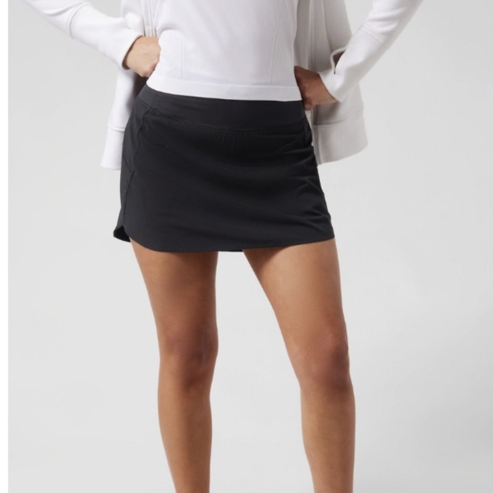 ATHLETA Run With It High Rise 14 Skort Black